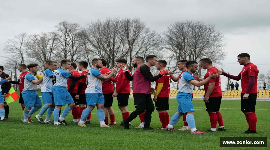 用汗水浇灌梦想的花朵！